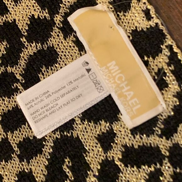MK Michael Kors Metallic Animal Print Scarf Black Gold - Picture 3 of 4